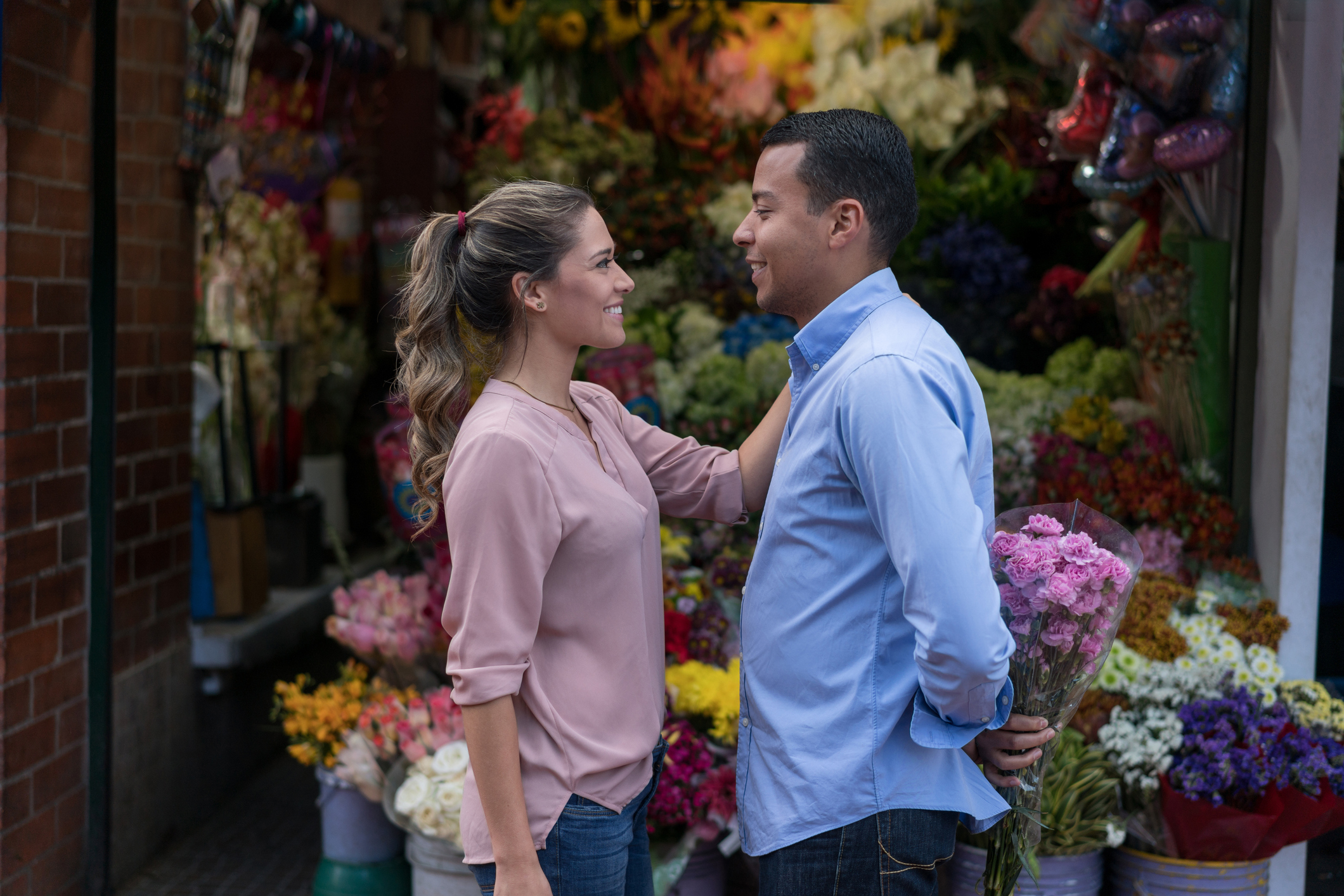 Discover Latin America’s Through Traditional Valentine’s Day Flowers! 
