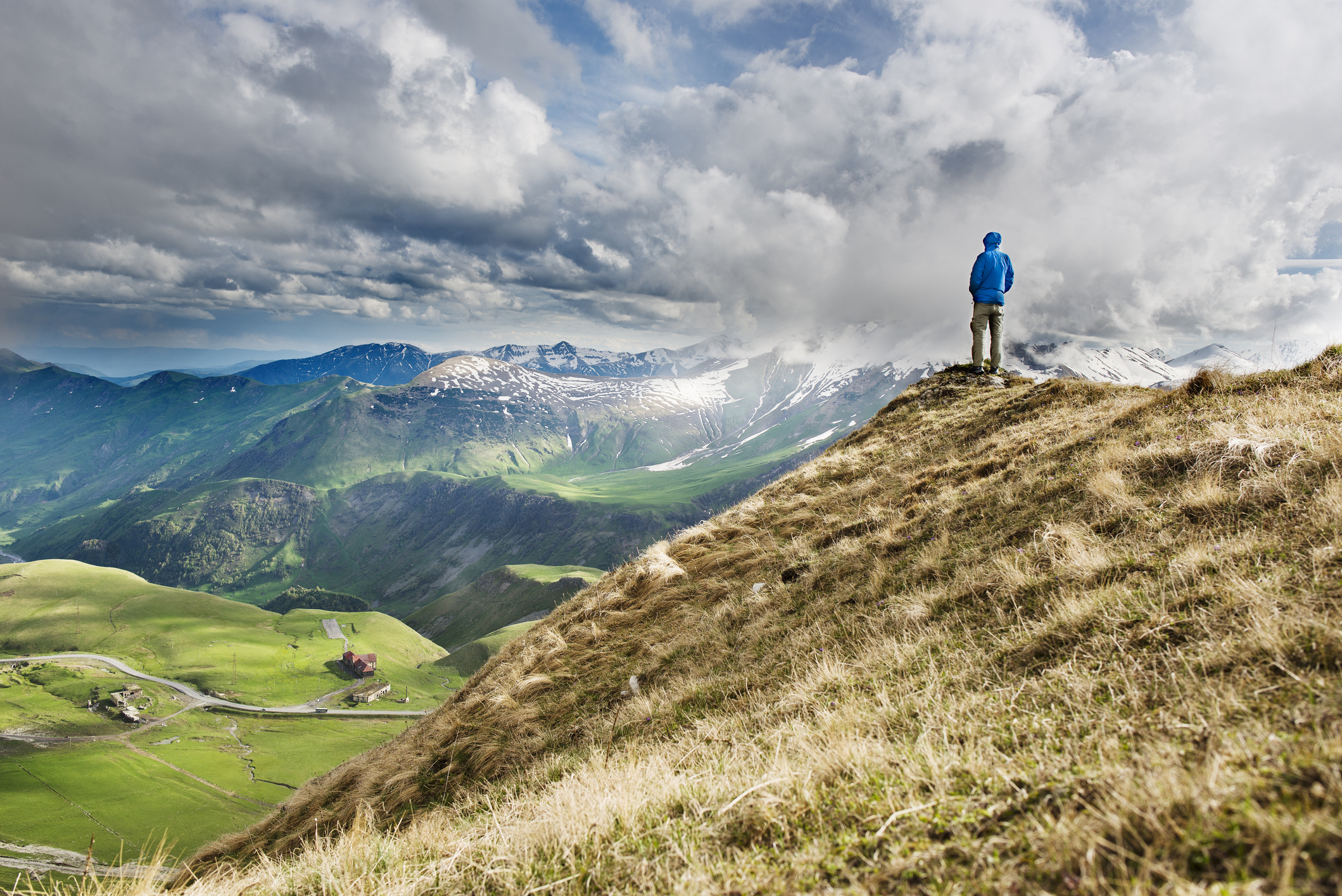 Best Hiking Trails in Gudauri, Georgia