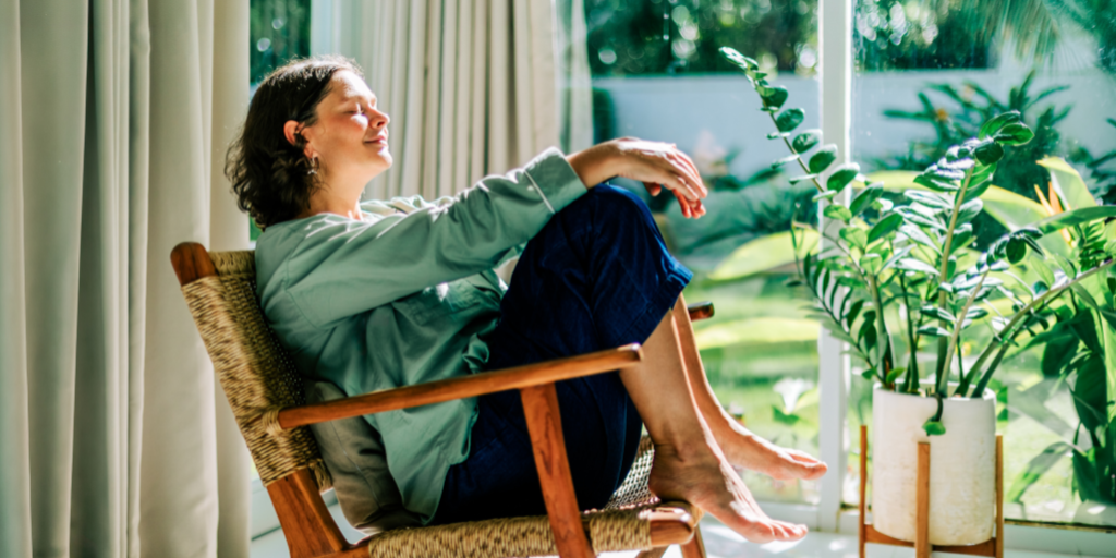 AI-Free Staycations – Why Travelers Are Logging Off Instead of Jetting Off 